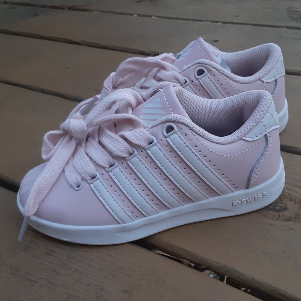 K-SWISS - GIRL'S PINK SNEAKERS - NEW!